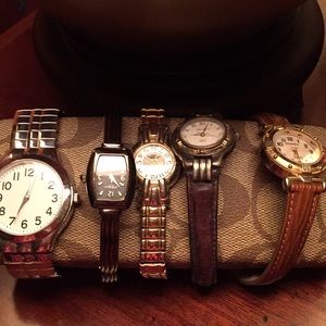 Set of 5 watches